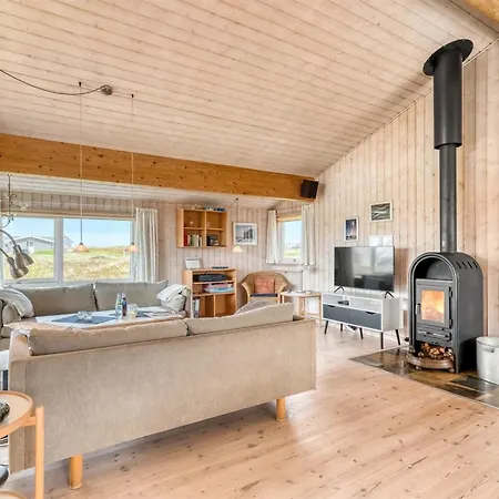 Casa de Férias Hughe - 200m From The Sea By Interhome *