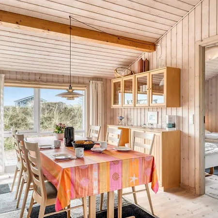 Hughe - 200m From The Sea By Interhome Casa de Férias *